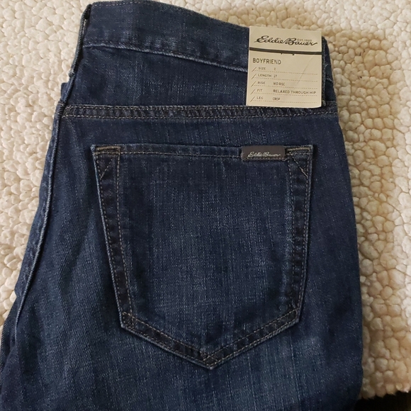 Eddie Bauer capris - Picture 2 of 2